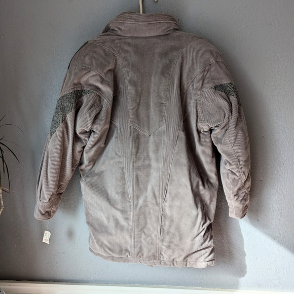 Vintage Women's Taupe Corduroy Puffer Jacket With  Leather & Knit Detailing - Picture 15 of 16